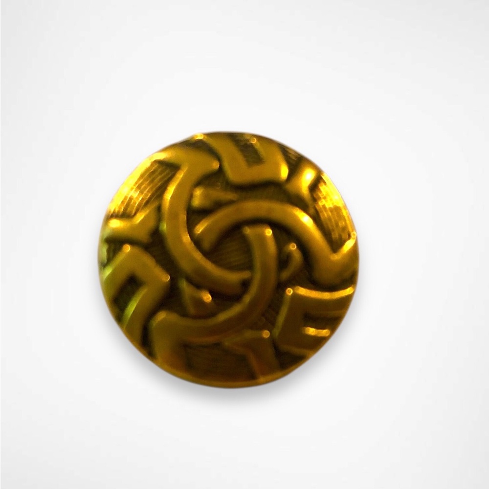 Vintage Mini Celtic Gold Tone Circle Of Life Brooch Pin - Picture 2 of 3